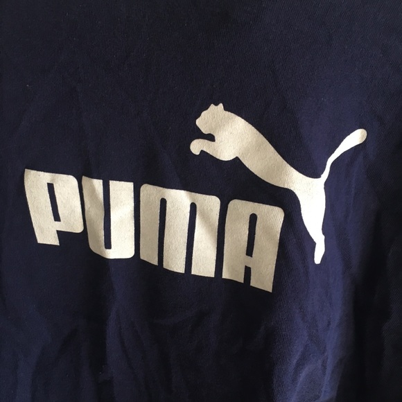 ❌SOLD❌Navy blue and white puma shirt - Picture 2 of 4